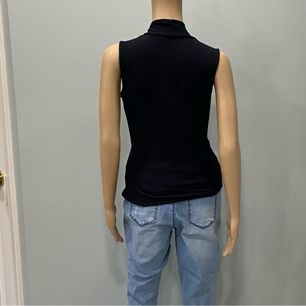 TAHARI Black Draped Women's Top blouse small - Picture 4 of 4